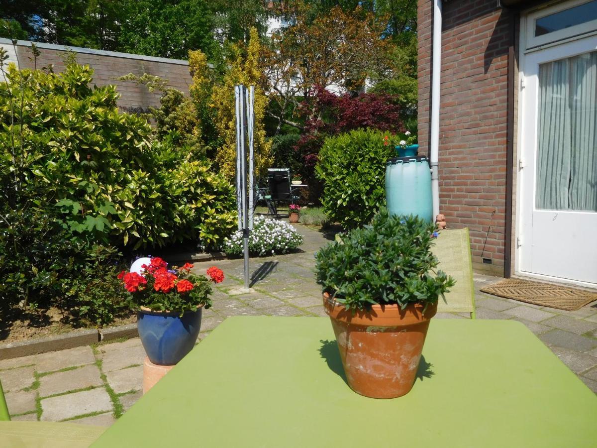 ケルクラーデ Nulland Bed & Breakfast エクステリア 写真